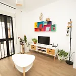 Апартаменти Luna De San Basilio